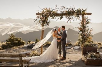 elopement vs micro wedding costs