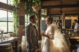 vineyard wedding budget tips