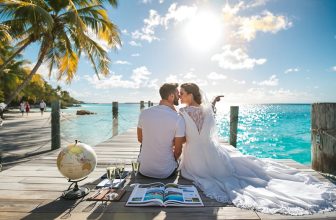 honeymoon travel agent expenses