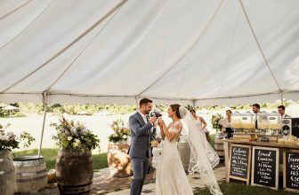 summer wedding heat solutions